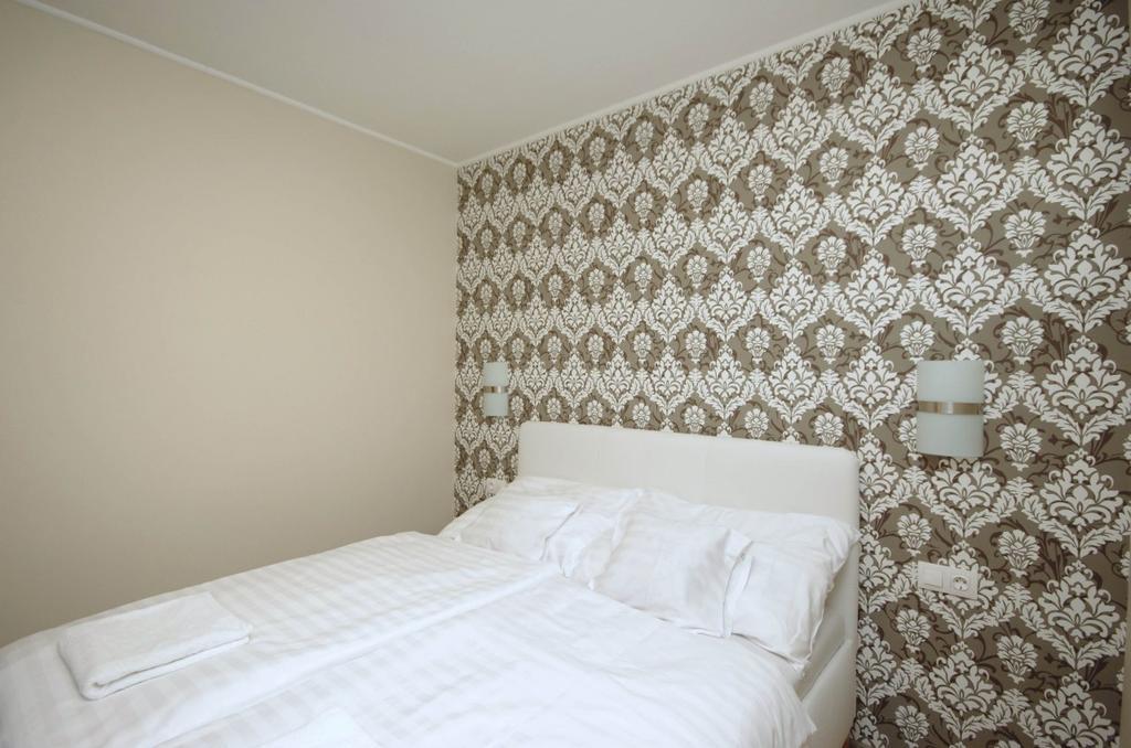 Mosoly Deluxe Apartman Gyula Exterior photo